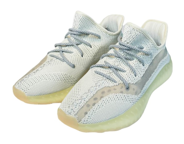 Adidas Yeezy Boost 350 V3 Hyperspace